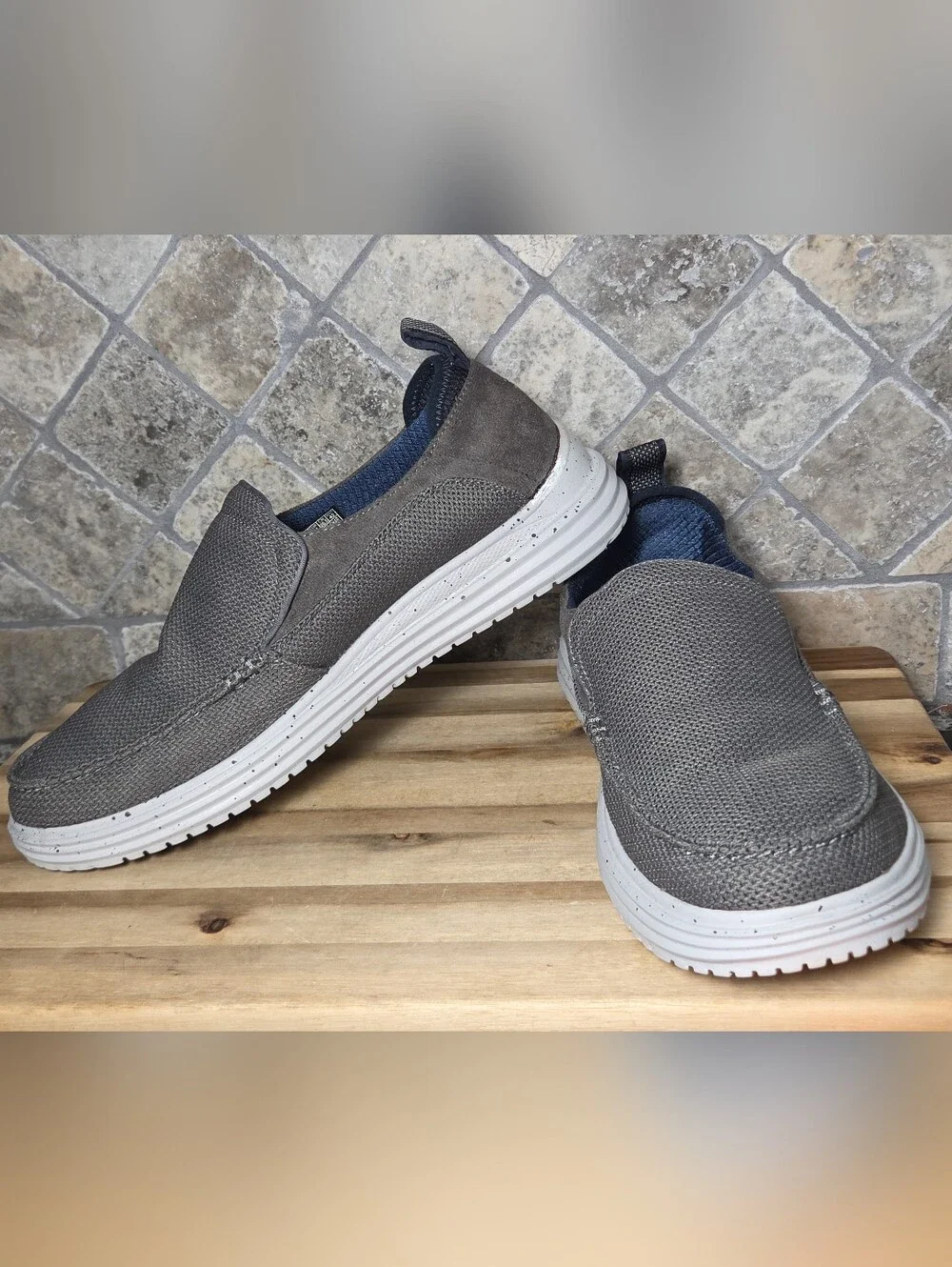 Skechers Men’s Gray Proven Renco Slip-On Casual Loafer Shoes  Sz. 10.5 M